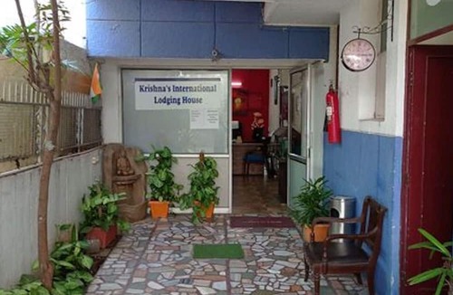 Gautam Nagar Villa | Room-nice Boutique Guest House In South