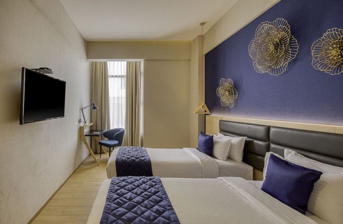 JP Nagar Hotel | Le Foliage by TGI