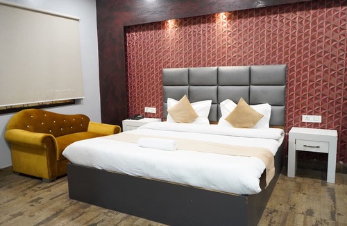 Kanpur Hotel | Hotel Mandakini Royale