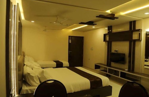 Kamalapur Hotel | i-Roomz Pratap Residency