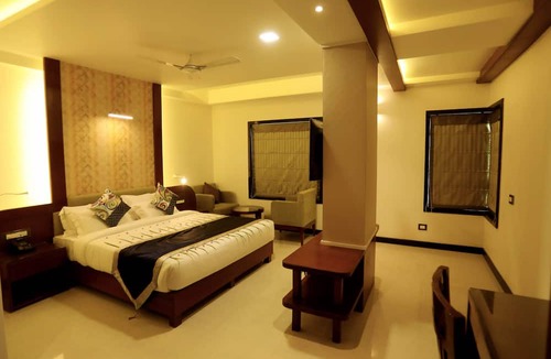 Sarnath Hotel | The Pinnacle INN Sarnath