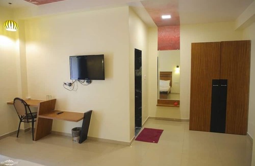 Navghar Hotel | Krishna Resorts and Water Park