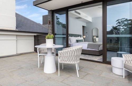 Spit Junction Hotel | The Albert Hotel Mosman