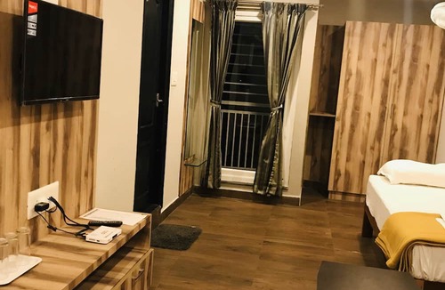 Somvarpet Hostel | Sharada Residency - Hostel
