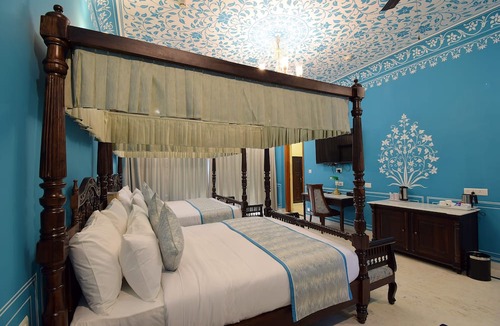 Rajawas Hotel | Umaid Farm Resort - A Legacy Vintage Stay in Jaipur