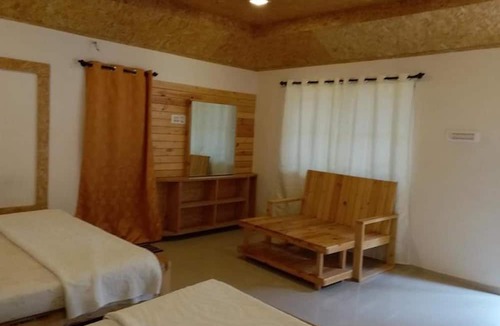 Anaimalai House | Room in Lodge - Royal Cottage, Anaimalai Room