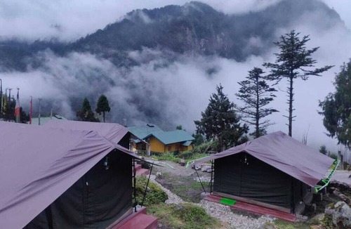 Lachung Hotel | OurGuest Camp Lachung