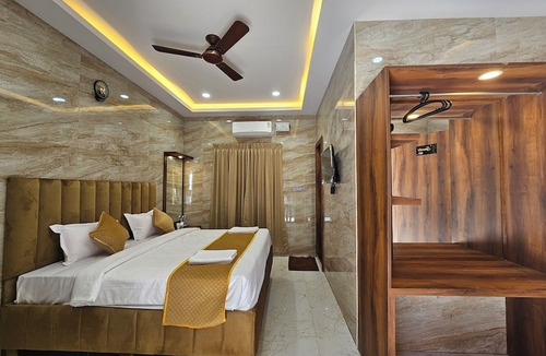 Nelamangala Hotel | Ankit Vista Green Village