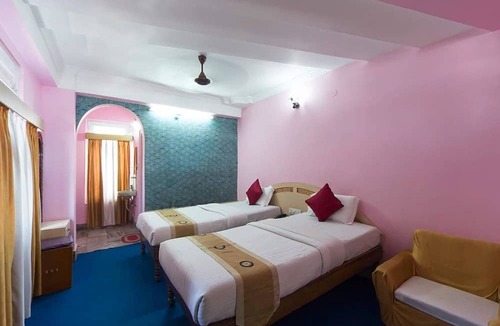 Sualkuchi Hotel | Hotel Mahalaxmi Indo Myanmar
