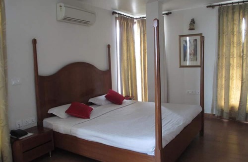 New Delhi Bed & Breakfast | East End Retreat