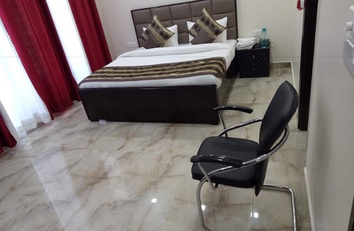 Greater Noida House | SRM House