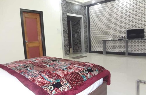 Varanasi Hotel | Hotel Royal Country Club