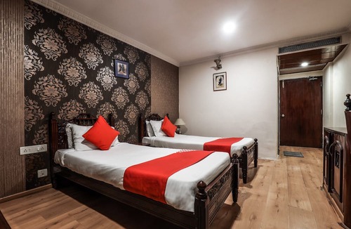 Ameerpet Hotel | OYO 11316 Athithi INN