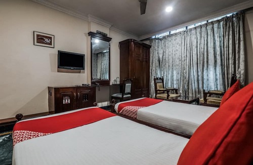 Ameerpet Hotel | OYO 11316 Athithi INN