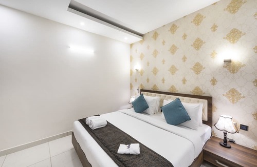 Chandapura Hotel | TS Royal Grand - Attibele, Hosur