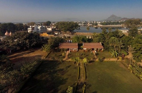 Kanker Hotel | KP Cottages