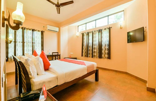 Vypin Hotel | OYO 13415 Cherai Village Home Stay