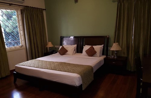Bengaluru Hotel | Hotel Trinity Suites