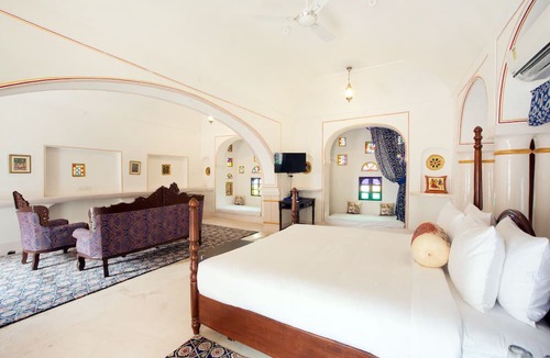 Jaipur Hotel | Bara Bungalow Kalwar, Jaipur - A Rosakue Collection