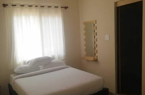 Kanakapura Hotel | Amegundi Resort