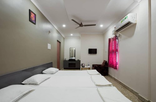 Dindigul Hotel | Hotel AKMG