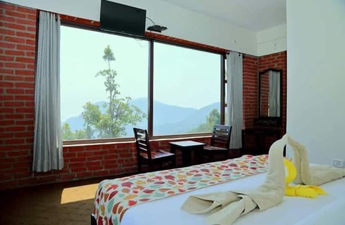 Pangot Hotel | Hotel Aranya Virasat