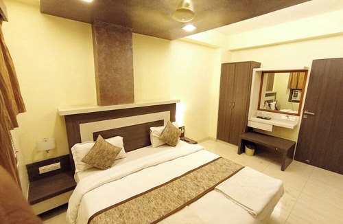 Nathdwara Hotel | Vaikunth by Adamo