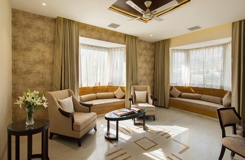 Amer Hotel | KK Royal Hotel & Convention Centre