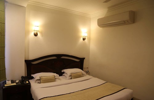 Green Park Hotel | Hotel Park Residency