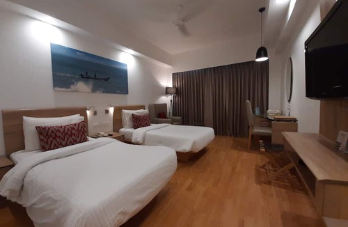 Little Mount Hotel | Lemon Tree Hotel Chennai