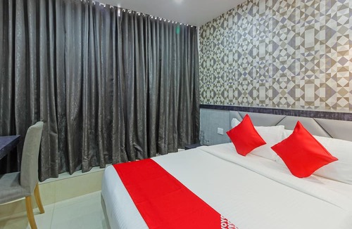 Kompally Hotel | Capital O 23322 Hoysala Inn