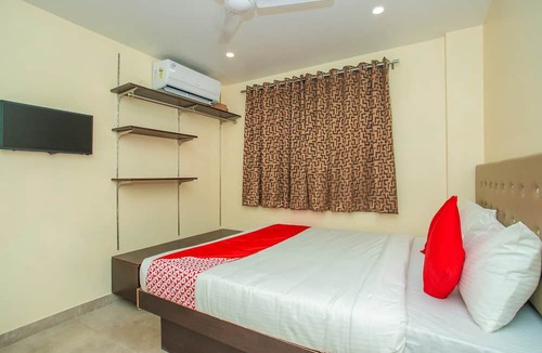 Ejipura Hotel | OYO Flagship 18680 Olivia Comforts
