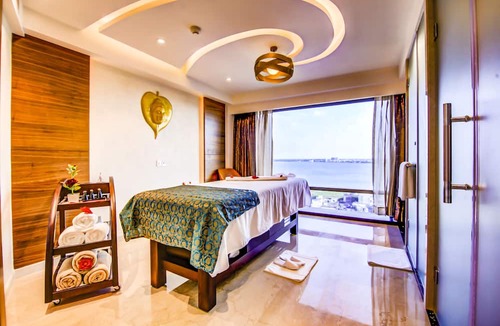 Gorakhpur Hotel | Radisson Blu Gorakhpur