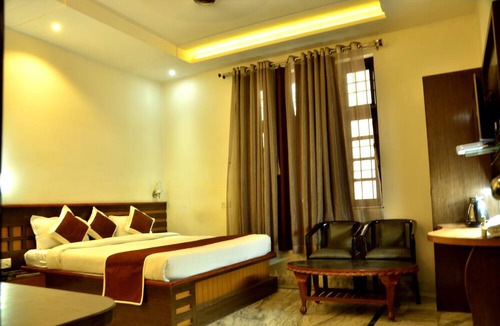 Rakabganj Hotel | Hotel Marc Royal