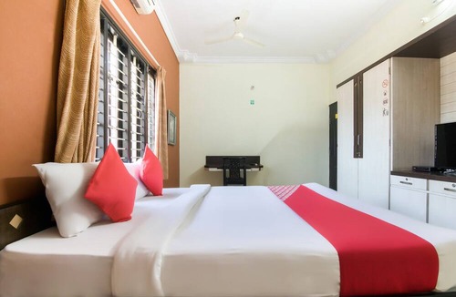 Electronics City Hotel | OYO 12737 JK Residency