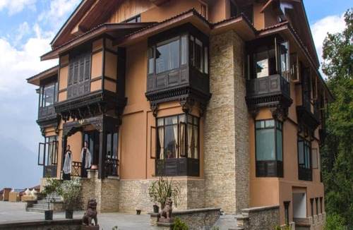 Pelling Hotel | The Chumbi Mountain Retreat