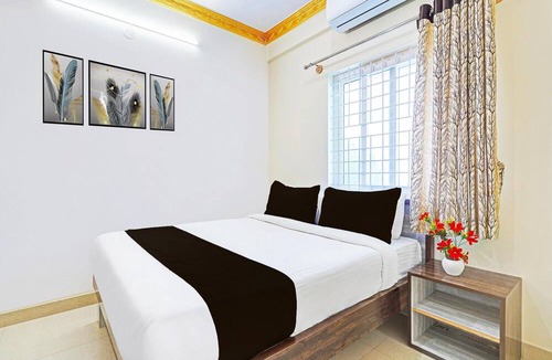 Sector 2 House | Deluxe Niladri Road Formerly SNV INN