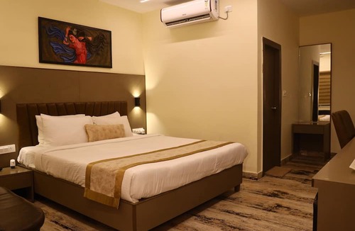 Bommaraspet Hotel | District Gravity