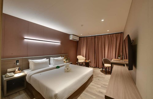 Khalumbre Hotel | Click Hotels Lite Chakan