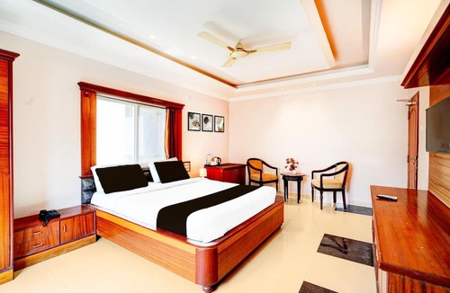 Anantapur House | Deluxe Naveed Residency