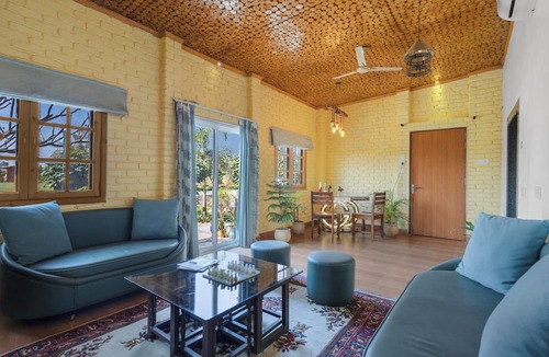 Village Hokra Villa | Krishna Serenity Petfriendly 7BHK Farm