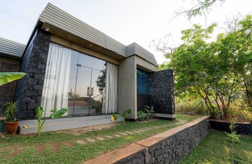 Hosur Hotel | Meraki
