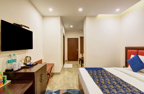 Mahipalpur Apartment | Blu Sapphire Inn Airport Aerocity Hotel