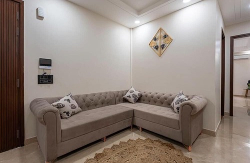 Saket Apartment | Fortune Home Service Apartment J-267