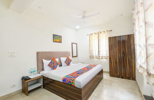 Karol Bagh Hotel | Fabhotel Fortune Residency - Nr Sarai Rohilla Railway Station