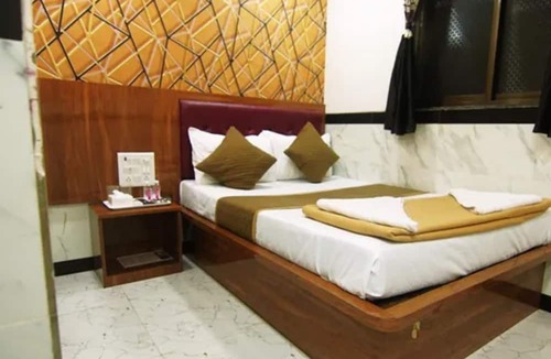 Goregaon East Hotel | Fabhotel Star Hill