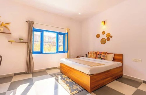 Naukuchiyatal Hotel | Hidden Lake Stay