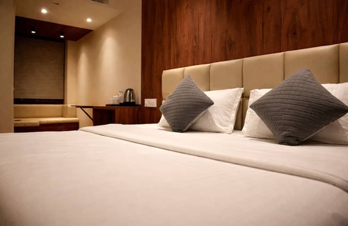 Bhubaneshwar Hotel | Hotel Regal Crest