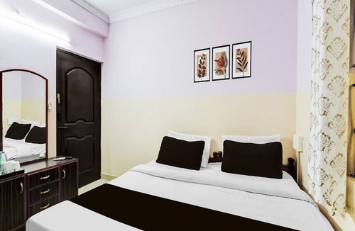 Yeshwanthpur House | Deluxe With Twin Bed Sundar Nivas