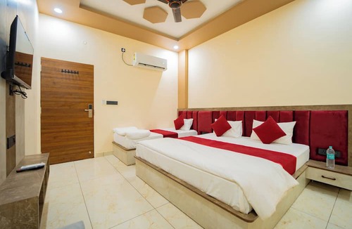 Khatu Hotel | Hotel Galaxy 700
